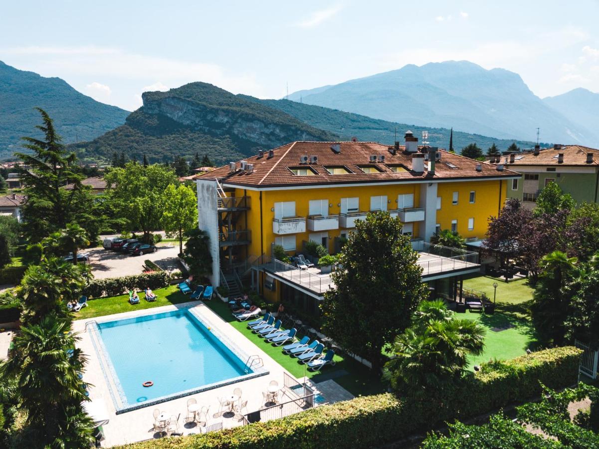 Campagnola Mansardato Con Soppalco * Riva del Garda