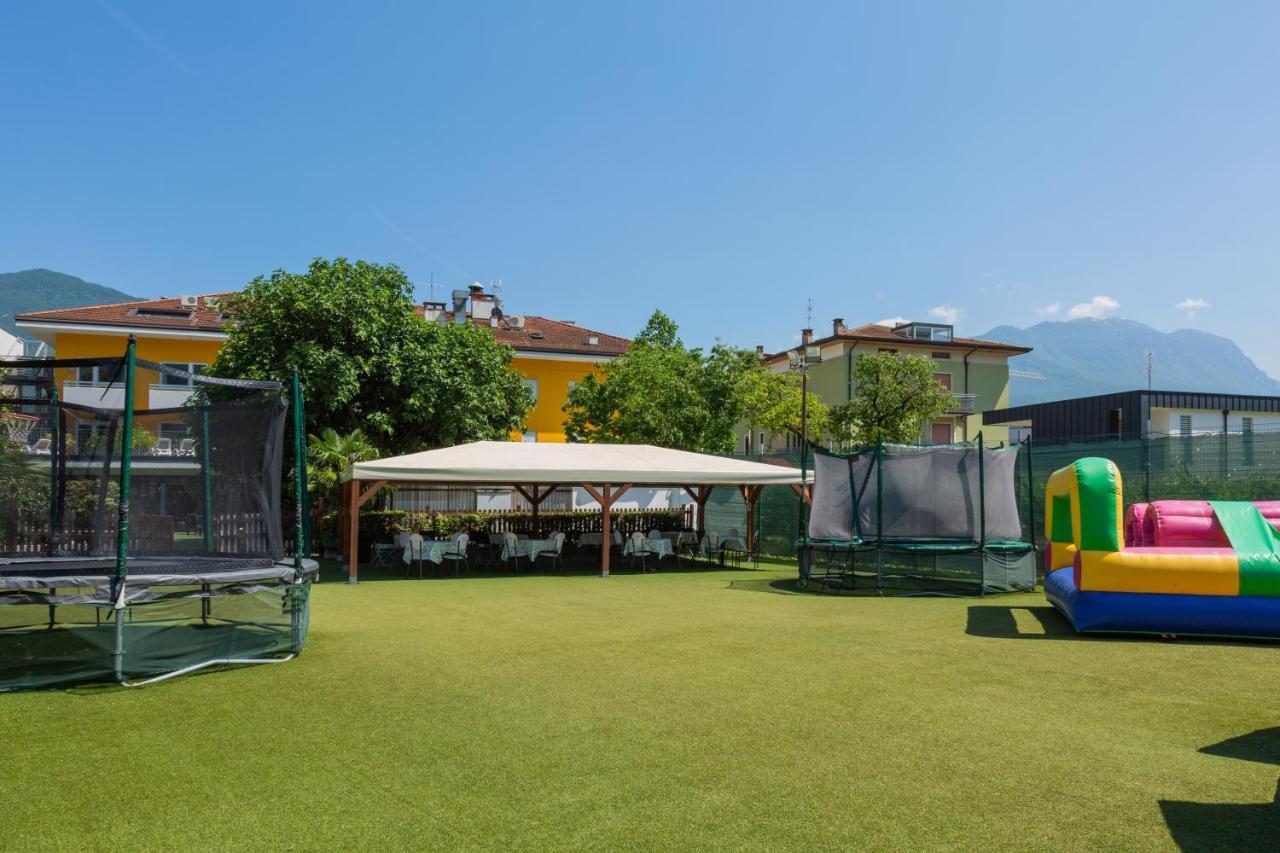 Campagnola Mansardato Con Soppalco Riva del Garda